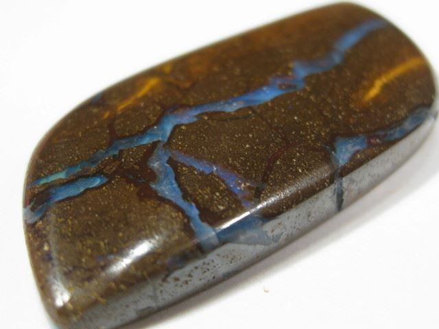 Pietre preziose: Australischer Boulder Opal 42.75Cts. – Usato da Bern venduto da Grindelwaldaus 1