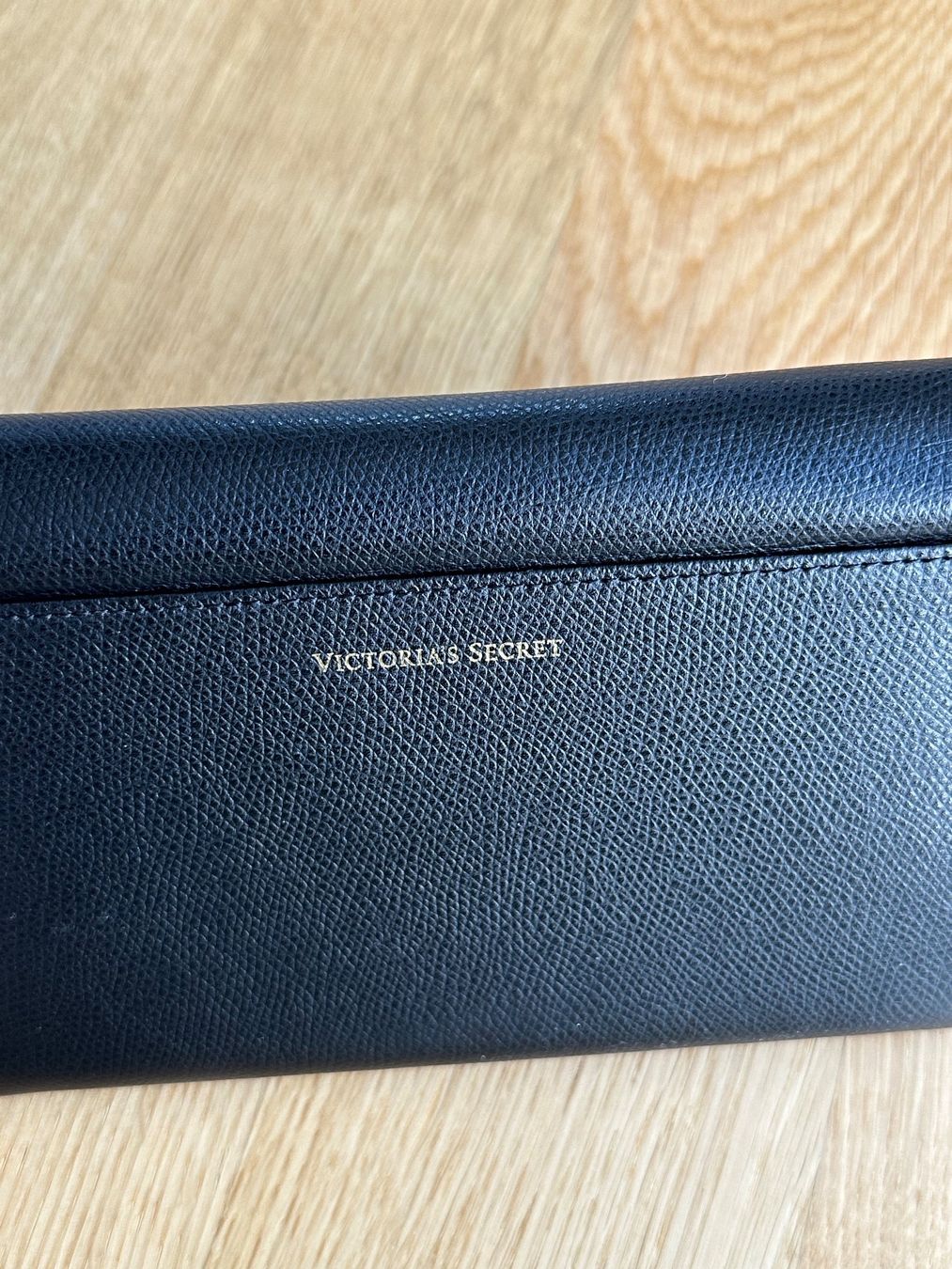 Victoria's Secret Portemonnaie: Wallet Victoria’s Secret – Neu (gemäss Beschreibung) aus Rickenbach b. Wil von iah_pg6d 4