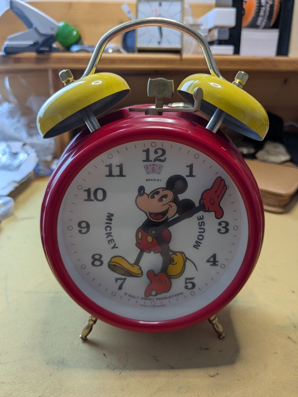 Disney Sveglie: Mickey Mouse Wecker - Vintage, Mechanisch – Usato da Thun venduto da CHRONOTIKA 1