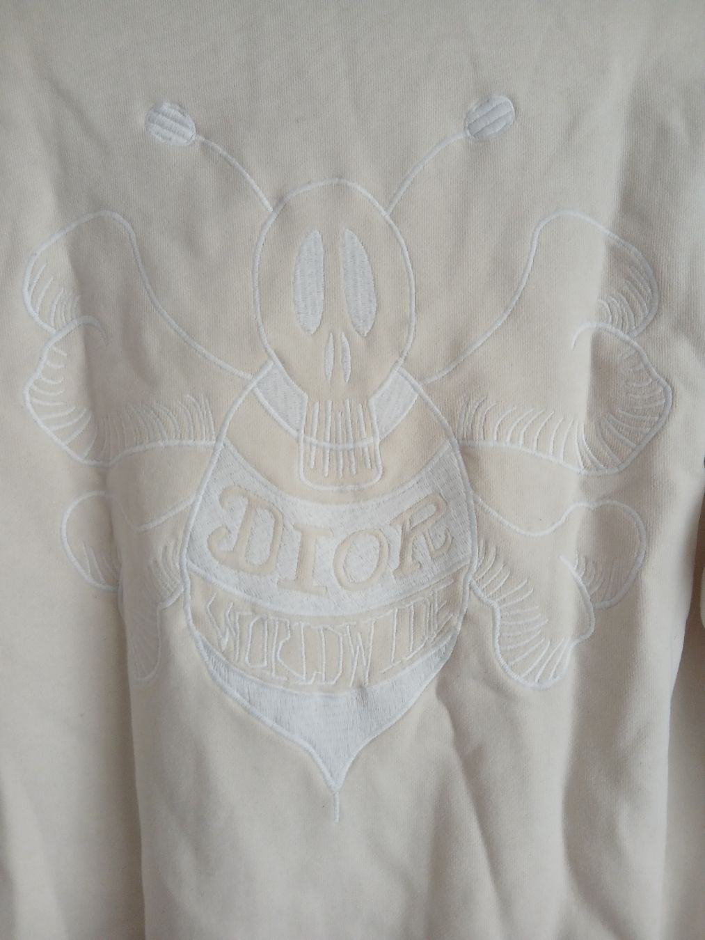 Dior Pullover & Sweatshirts: Dior Bee Sweatshirt size S creme embroidered good condition – Gebraucht aus Watt von Tomaf 4