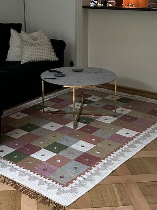 Tavoli: Runder Couchtisch Marmor Optik Goldfarbig – Usato da Luzern venduto da Grawp 3