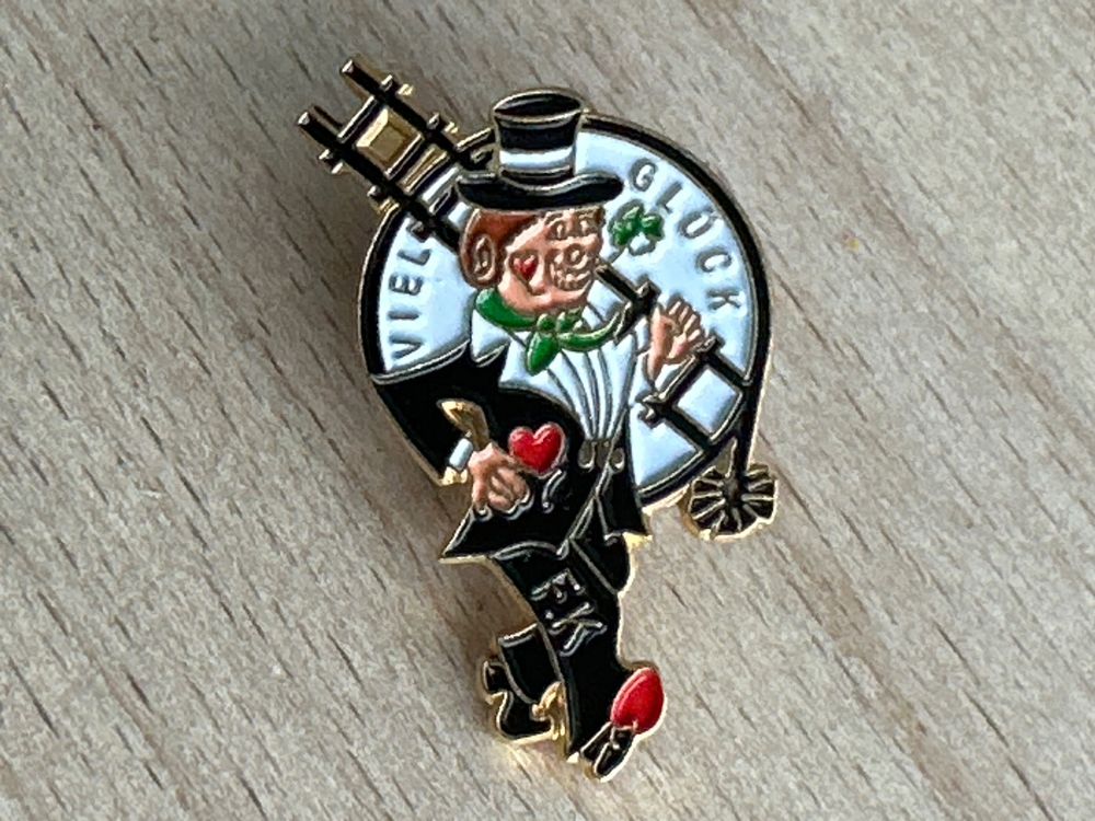 Pin Viel Glück | Kaufen auf Ricardo