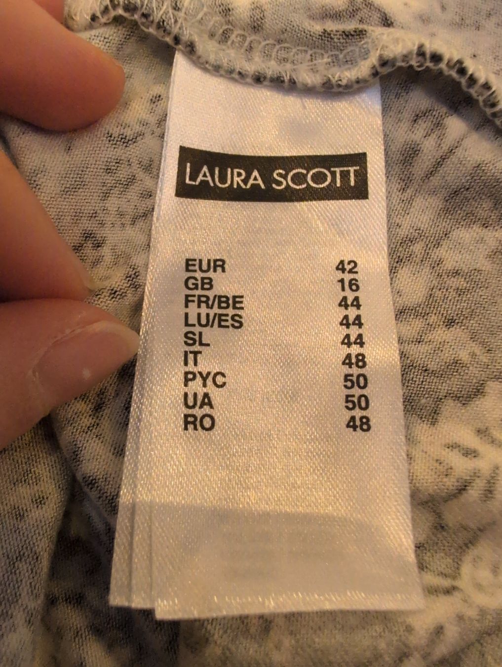 Vestiti: Laura Scott Kleid, Grösse 42, Pasley Muster – Usato da Kirchberg BE venduto da lauraflu 2