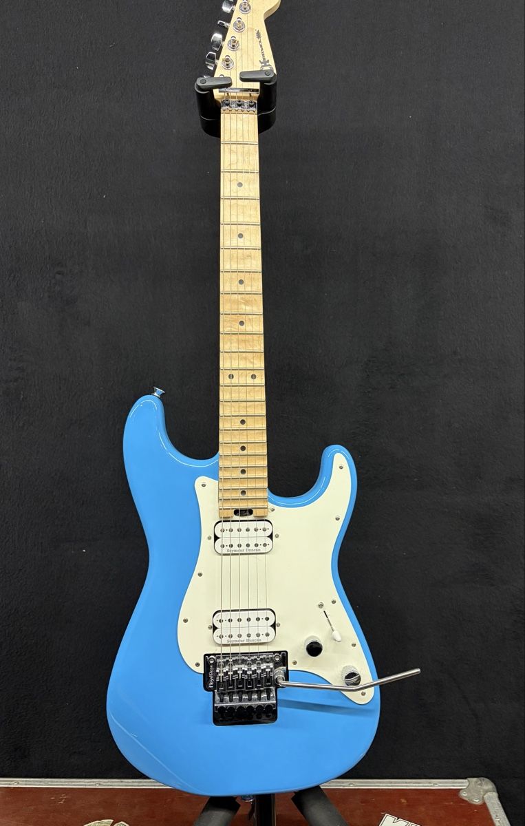 Charvel Strumenti musicali: Charvel SoCal Scalloped Neck – Usato da Riehen venduto da Pnewyork
