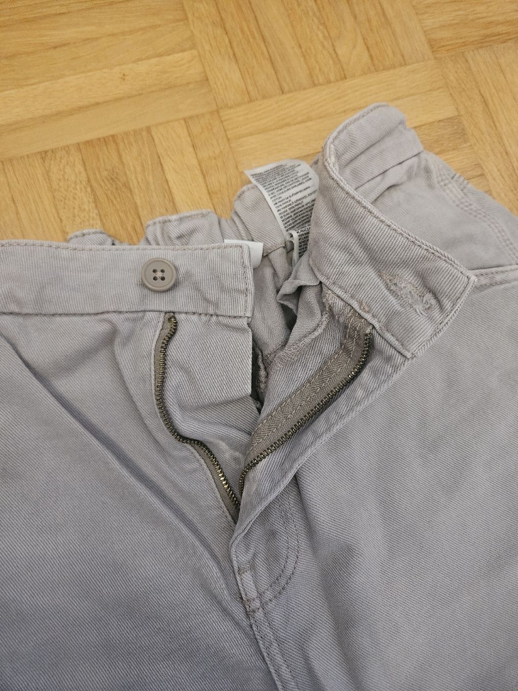 H&M Pantaloni: H&M Divided Cargohose grau Grösse 40 – Usato da Dickbuch venduto da lea_6m8c 2