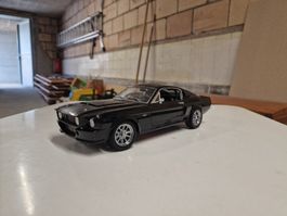 Shelby GT500 Super Snake 1:18