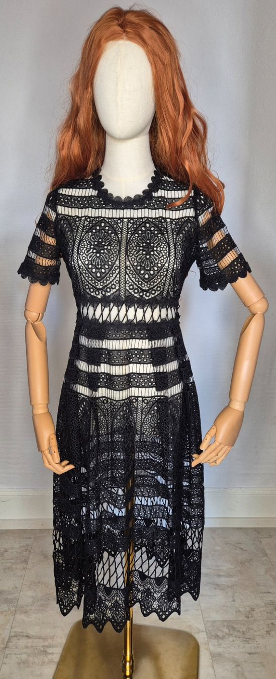 Kleider: Spitzen-Netzkleid von Maje – Gebraucht aus Leissigen von ali_k9v8