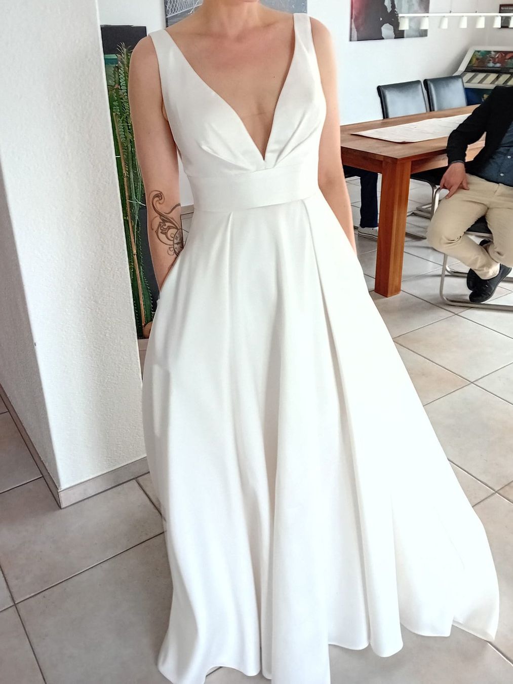 Vestiti: Modeca Brautkleid Grösse 34/36 – Usato da Lömmenschwil venduto da ela.schadegg 5