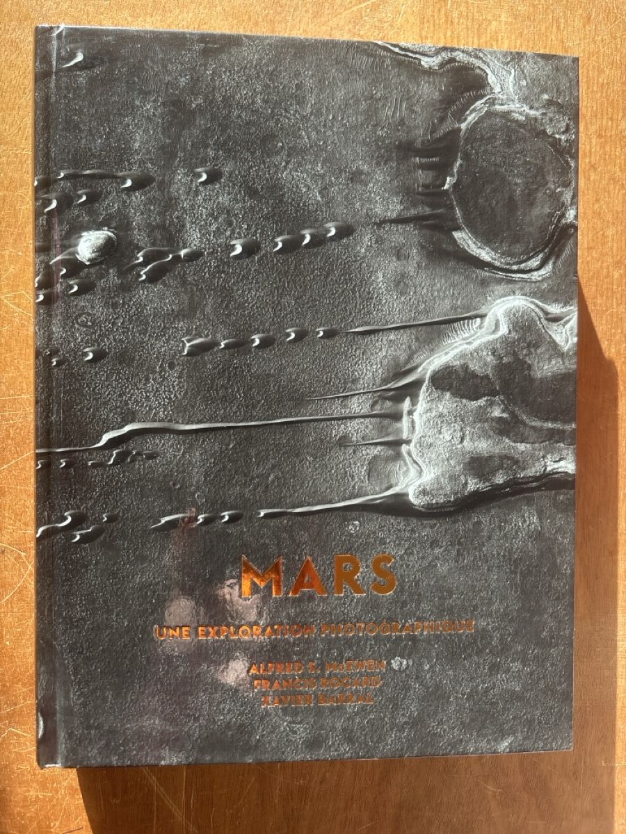 Libri: Mars une exploration photographique – Usato da Zürich venduto da WWehrle