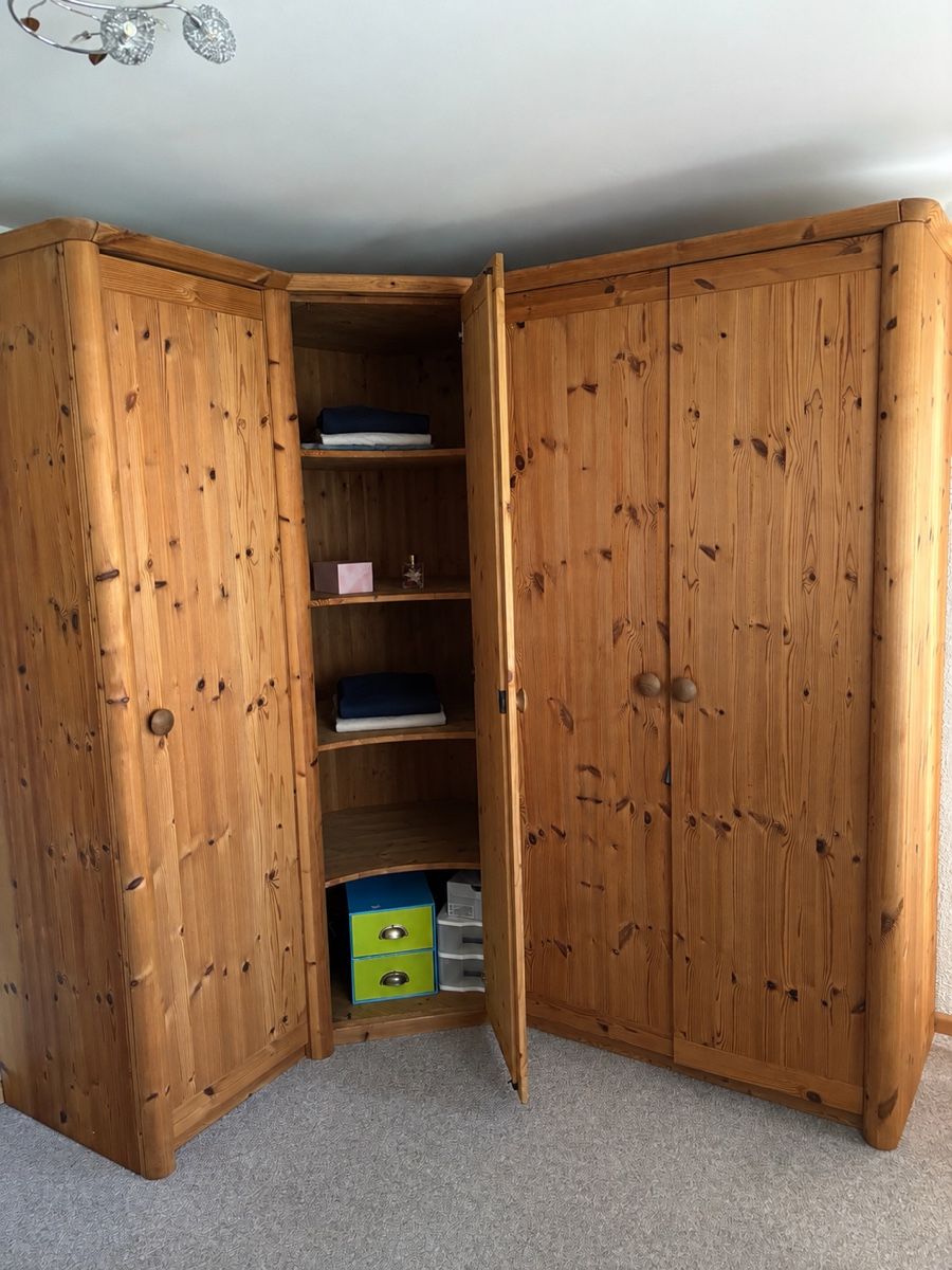 Armadi: Eckschrank Kiefer – Usato da Ormalingen venduto da Korghaus 7