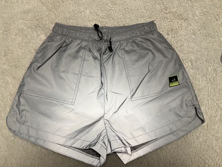 Short Réfléchissant L'Été M 38 Gris Argenté Neuf