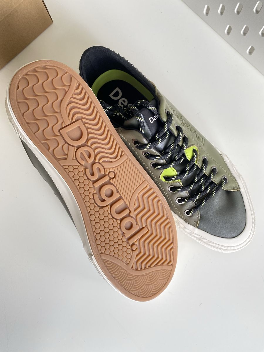 Desigual Scarpe da donna: Desigual Schuhe Neu! Gr. 41 – Nuovo (secondo la descrizione) da Balzers venduto da styleee 2
