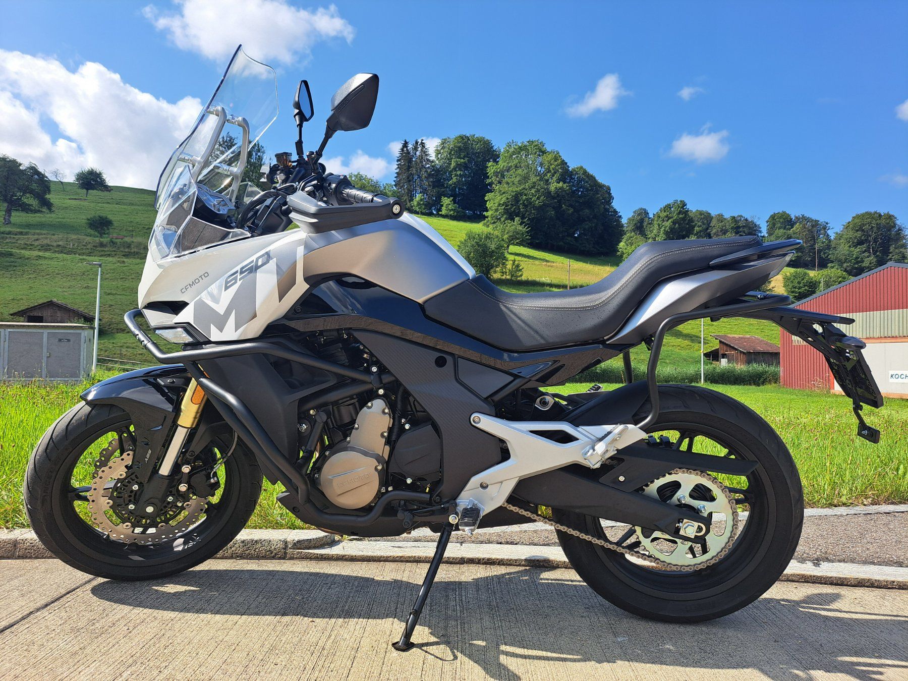 Cf Moto Strada: CF MOTO 650 MT – Nuovo (secondo la descrizione) da Seewen SO venduto da motoXpertag 1