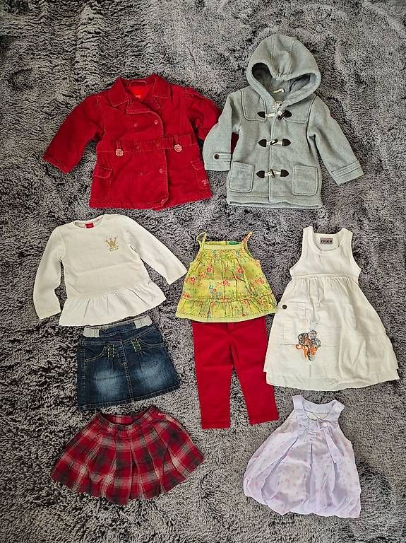 Ensembles coordonnés: Mädchen Kleiderpaket Gr. 86 – D'occasion à Widnau par KleineHonigblume
