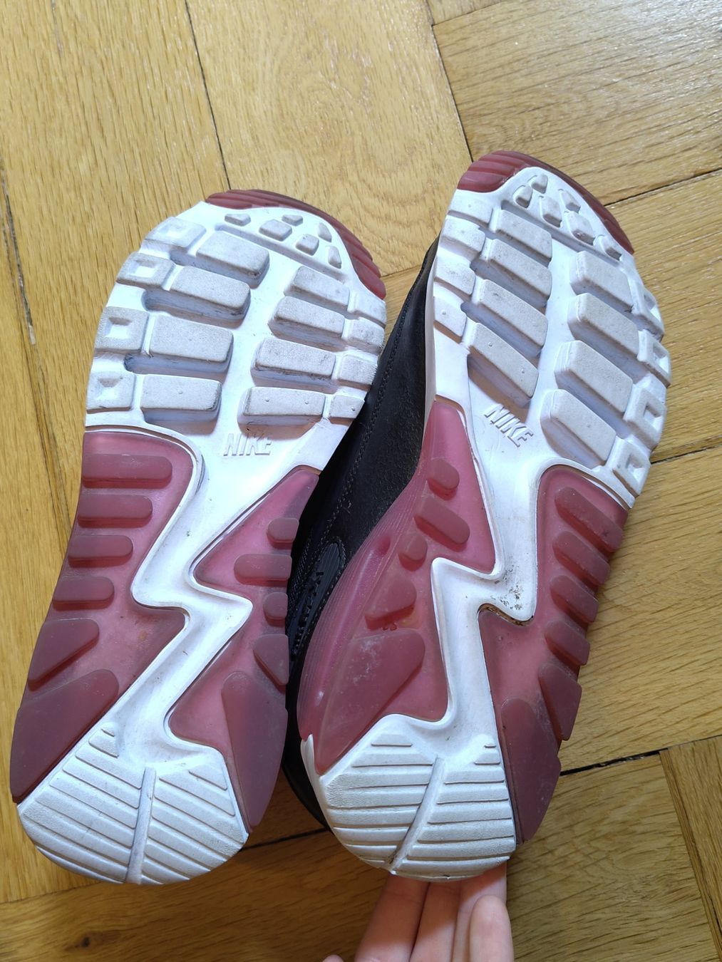 Nike Scarpe da uomo: Sneakers – Usato da Bern venduto da Linii 5