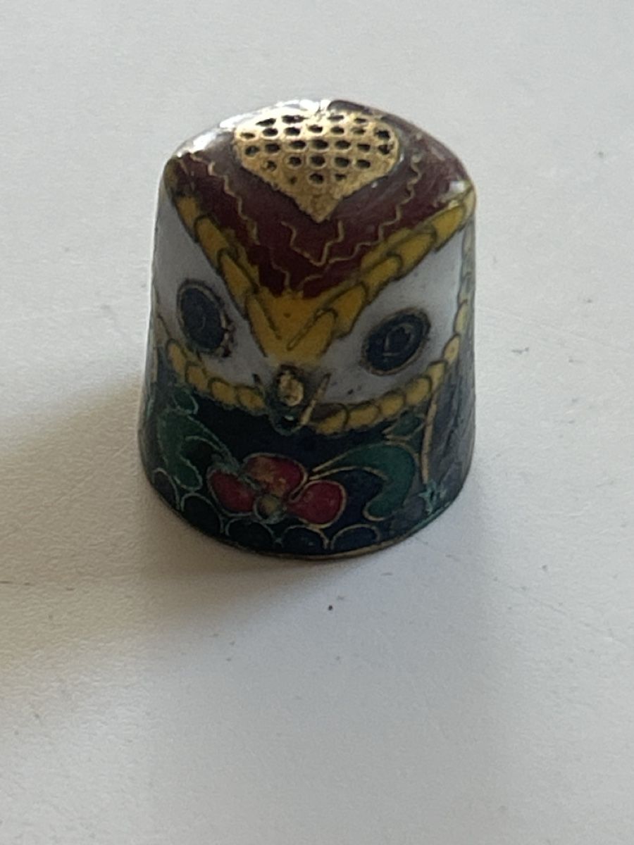 Ditali: Fingerhut Eule Cloisonné Emaille Souvenir(S35) – Usato da Neuenhof venduto da SchnaeppliAllerlei