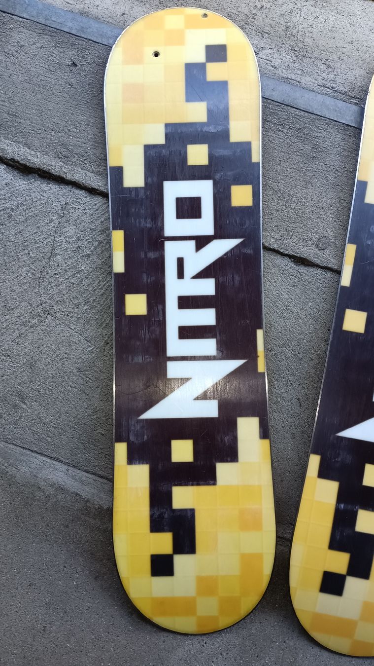 Snowboard Nitro Boards: 5x Nitro Ripper 86, 2x Bindungen  – Gebraucht aus Malleray von Maths1 3