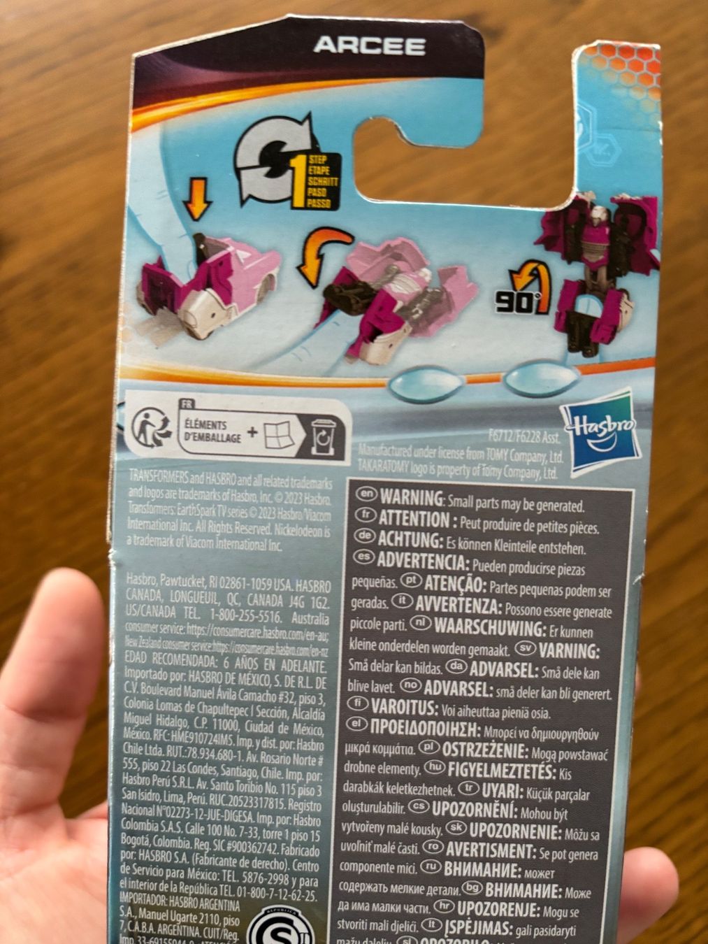 Hasbro Giocattoli: Jouet Transformers Earthspark Arcee voiture Neuf – Nuovo (secondo la descrizione) da Salvenach venduto da gwenwywar 1