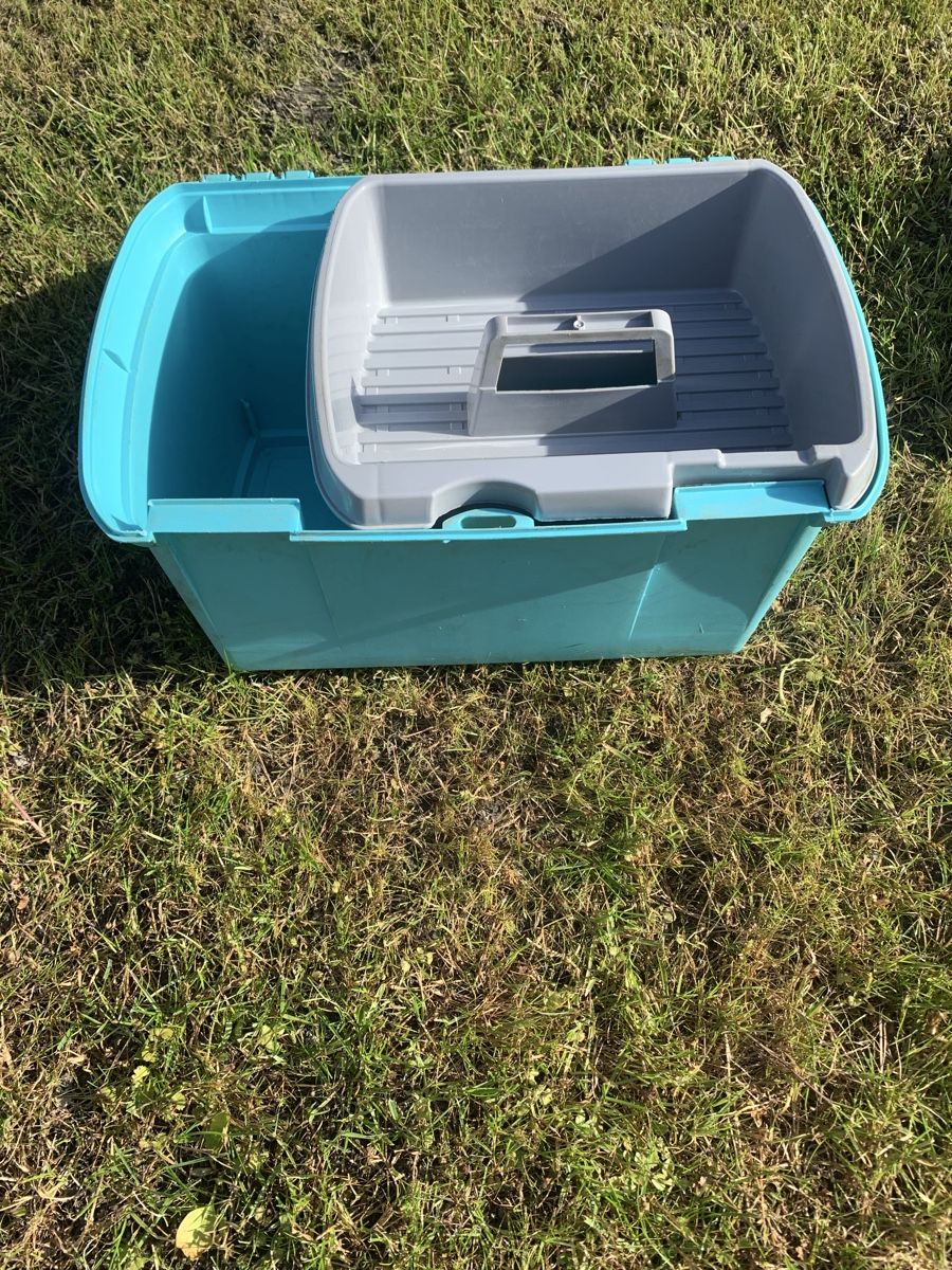Altro per la casa: Putzbox mit Striegel – Usato da Widnau venduto da S31 3
