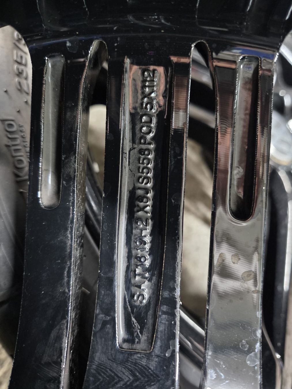 Pneumatici & Ruote complete: VW Komletträder 19 Zoll – Usato da Hombrechtikon venduto da apa_9pxh 3