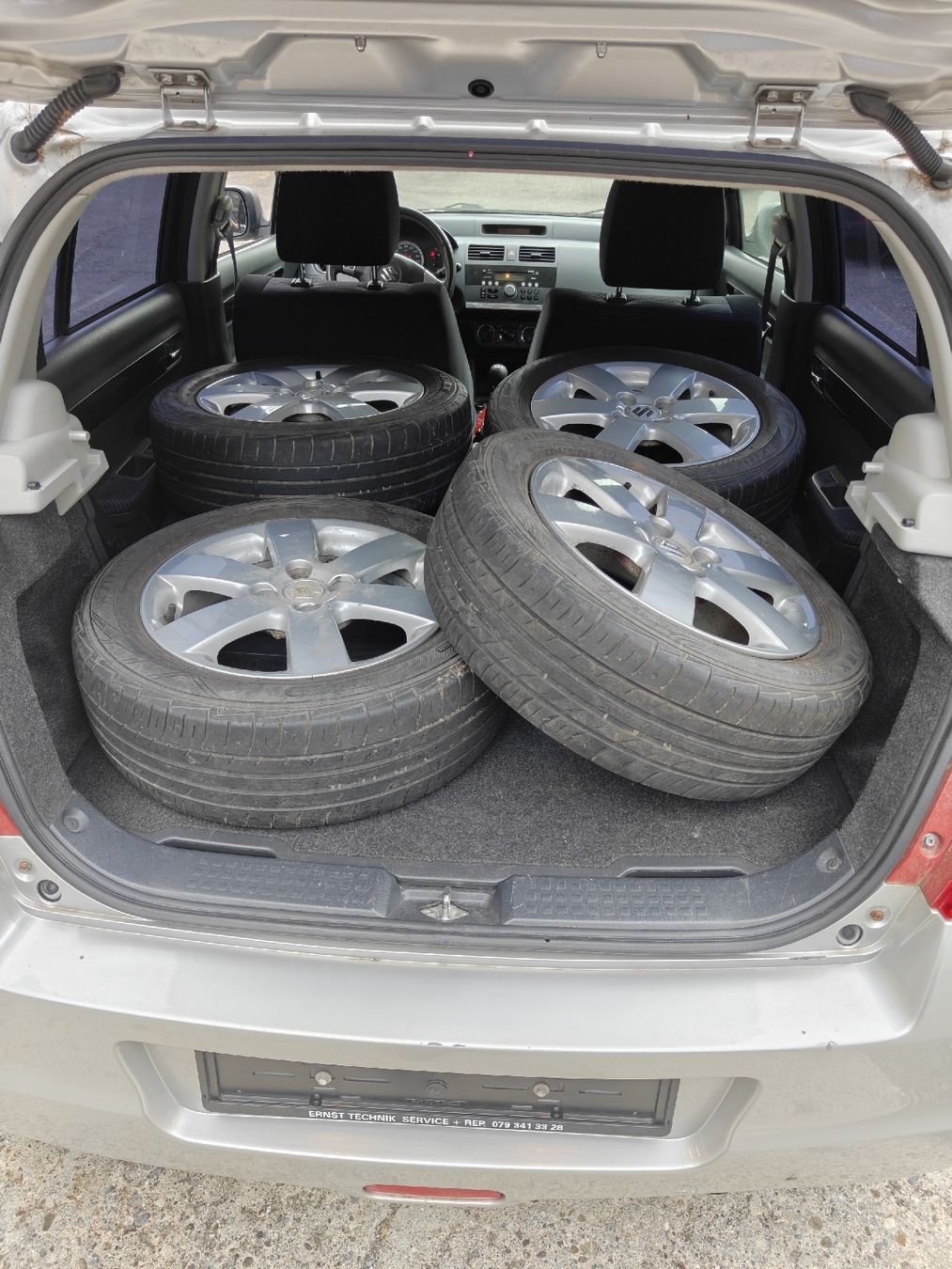 Suzuki Automobili: Suzuki Swift 1.3l Allrad – Usato da Menzingen venduto da Diesel_913 3