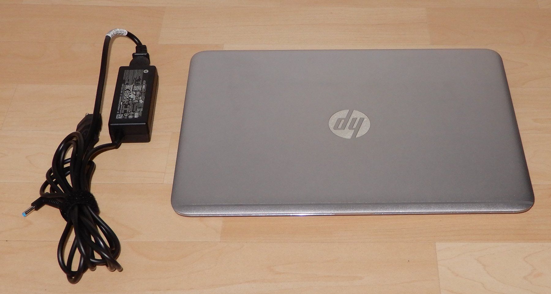 Hewlett Packard Notebook: HP EliteBook Folio 1040 G3 mit i7-6500U CPU – Usato da Bern venduto da compischop