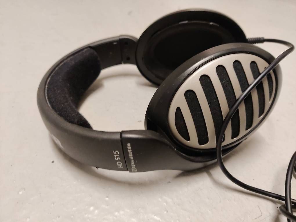 Kopfhörer: Sennheiser HD515 Kopfhörer Headphones Over-Ear – Gebraucht aus Zürich von pektro