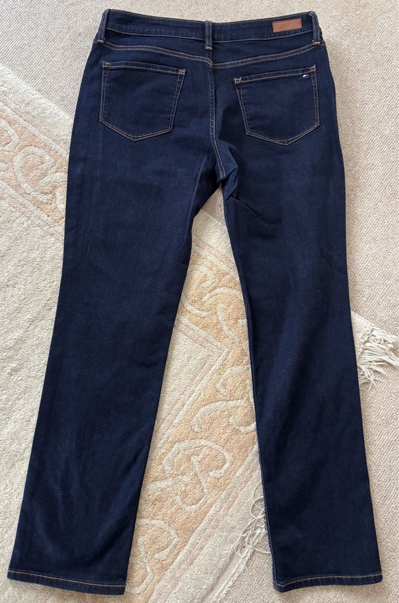 Tommy Hilfiger Jeans: Jeans Tommy Hilfiger – Neu (gemäss Beschreibung) aus Eggersriet von car_w5cl 1