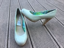 Chaussures beige vernis compensées CUBE