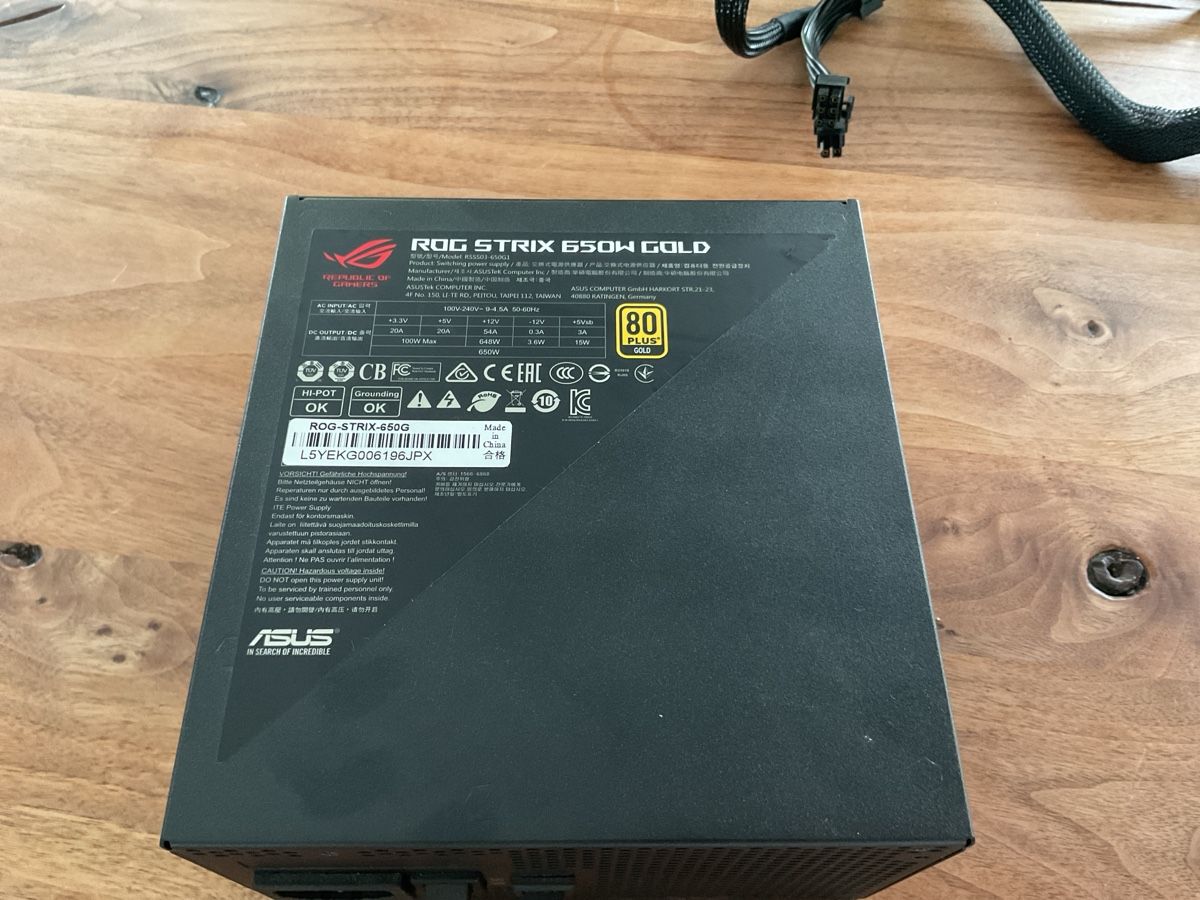 Asus Elektronikbauteil: Asus Rog Netzteil 650 Watt Gold Zertifikat – Gebraucht aus Waldkirch von Jetnic12 1