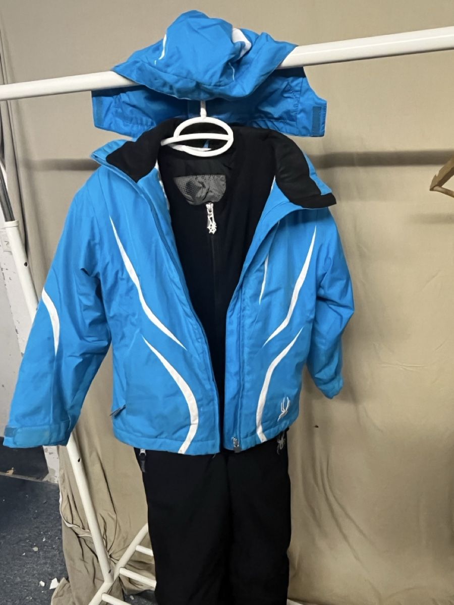 Spyder Lotti & Set di vestiti: Spyder Ski Set : 128 – Usato da Zürich venduto da Proton_Slit