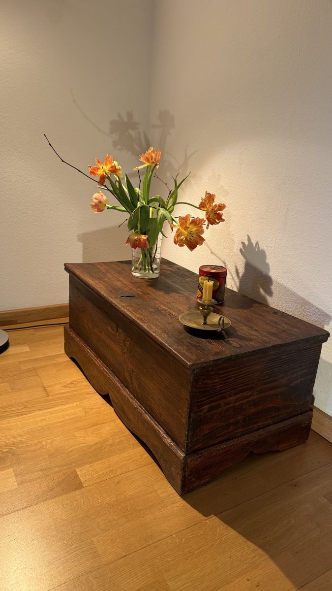 Cassapanche: Holztruhe antik uralt – Usato da Basel venduto da 7oclock 1
