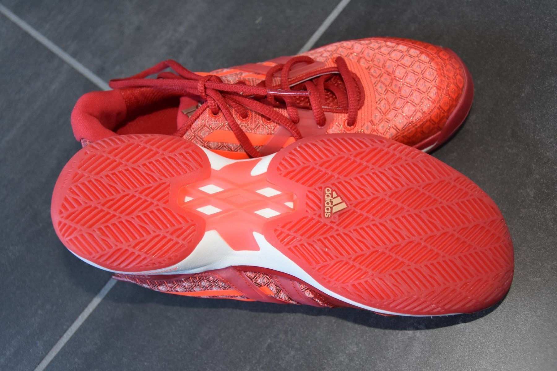 Adidas Damenschuhe: Laufschuh, Adidas, Gr. 36 2/3 – Neu und originalverpackt aus Sins von dsto 3