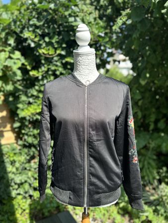 Grace & Mila Bomberjacke Stickerei Gr. M