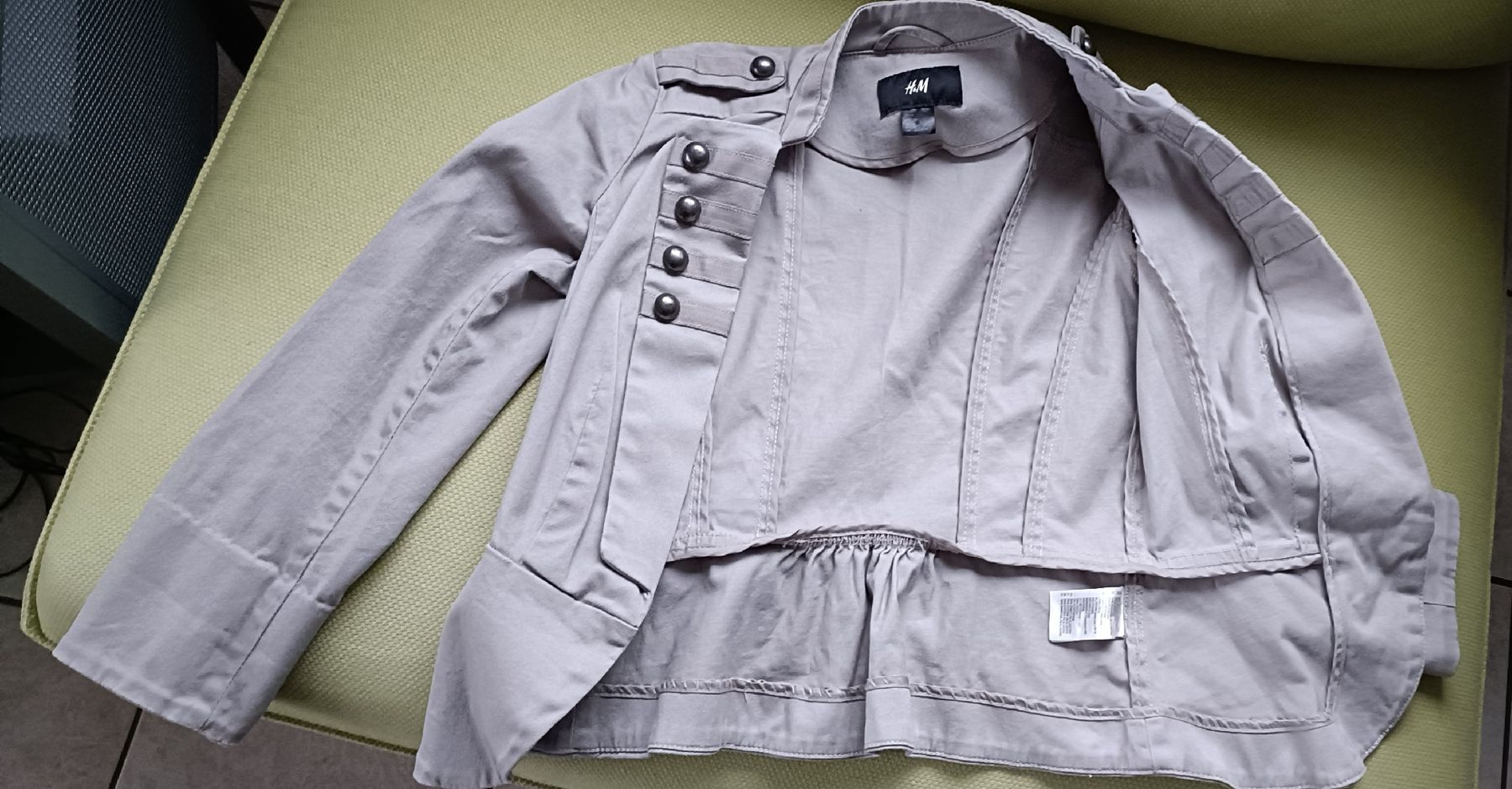 H&M Giacche: schöne Jäckli von H & M Gr. 34 Baumwolle – Nuovo (secondo la descrizione) da Porza venduto da tbch 4