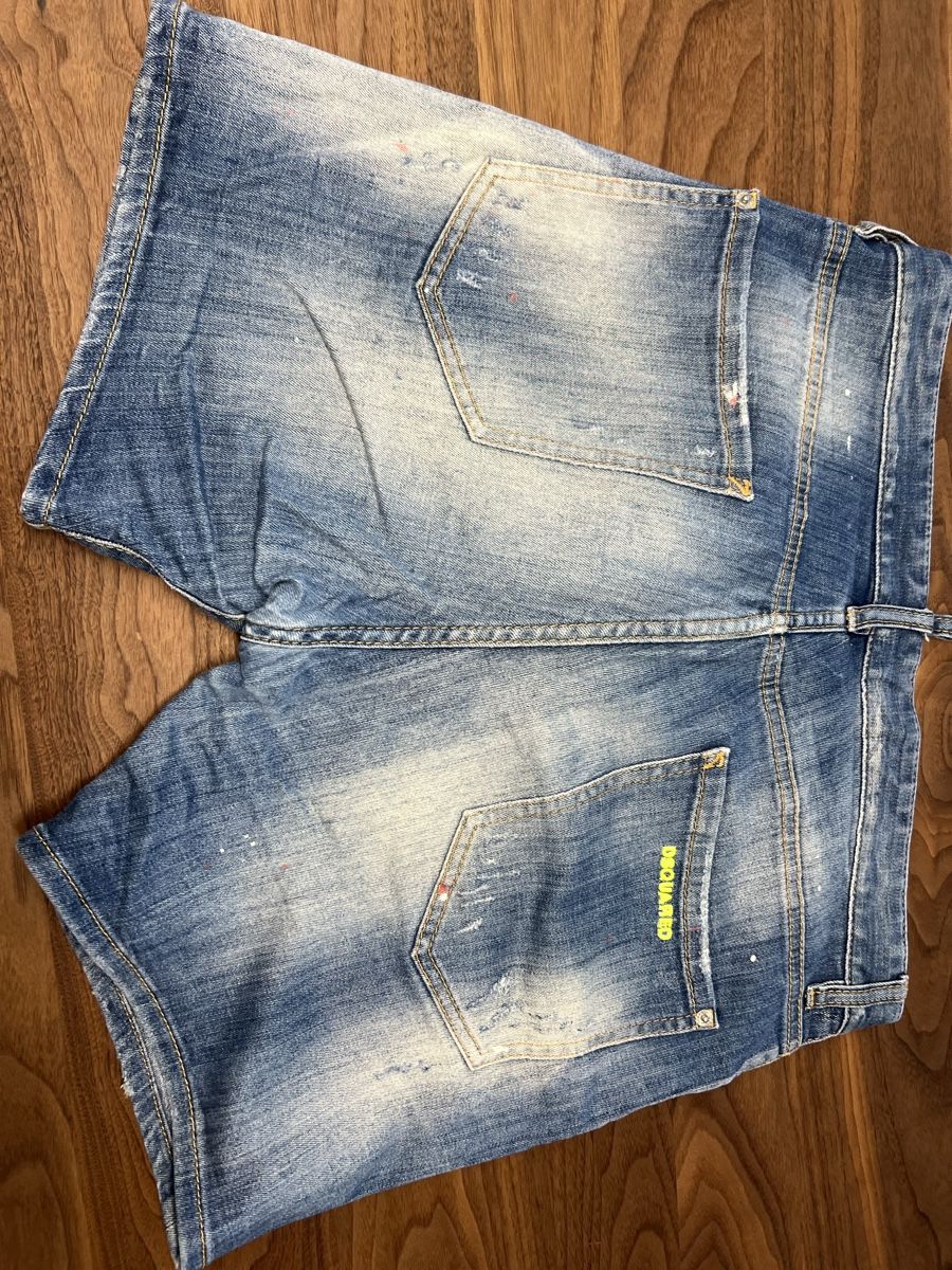 Dsquared2 Jeans: Dsquared Shorts - Grösse 48 – Gebraucht aus Zürich von adi_9b9f 5