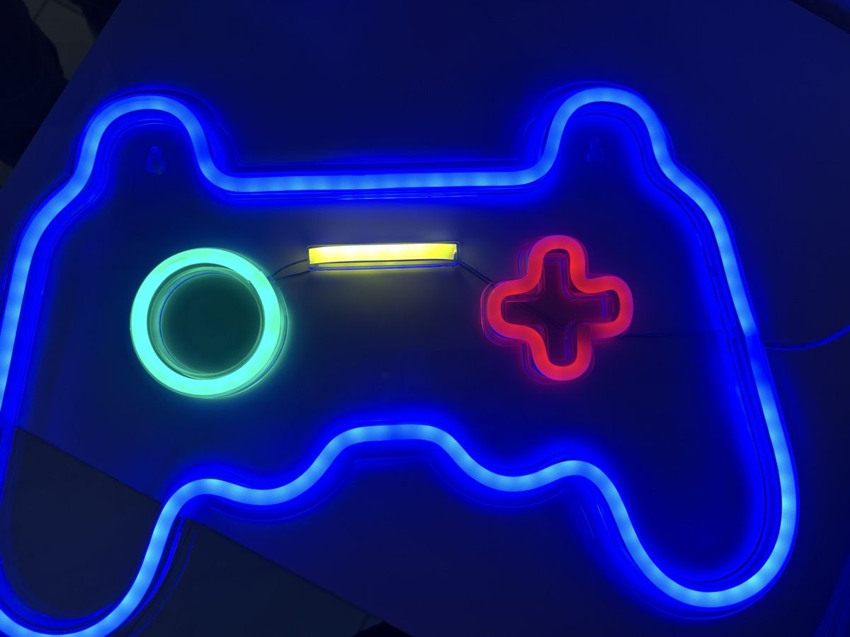 Alle Dekorationen: Gaming LED Beleuchtung  – Neu (gemäss Beschreibung) aus Lupfig von k.s.affolter 1