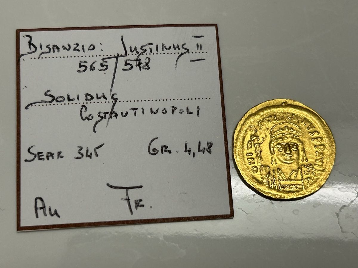 Tutti le monete: byzantinischer Solidus – Nuovo (secondo la descrizione) da Bern venduto da wow_wow 1