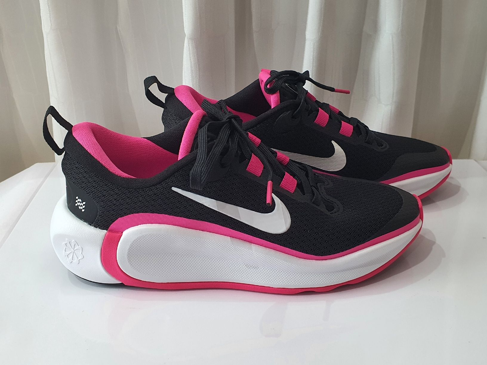 Nike Scarpe da donna: Gr. 38.5 - Nike Sneaker, Neu – Nuovo e nell'imballaggio originale da Nürensdorf venduto da sal_g2bz 1