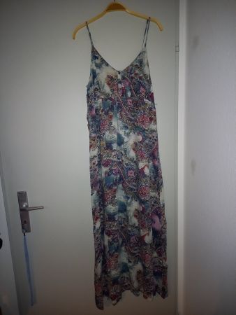 Luftiges Sommerkleid Boheme Style Grösse M, 100% Viscose