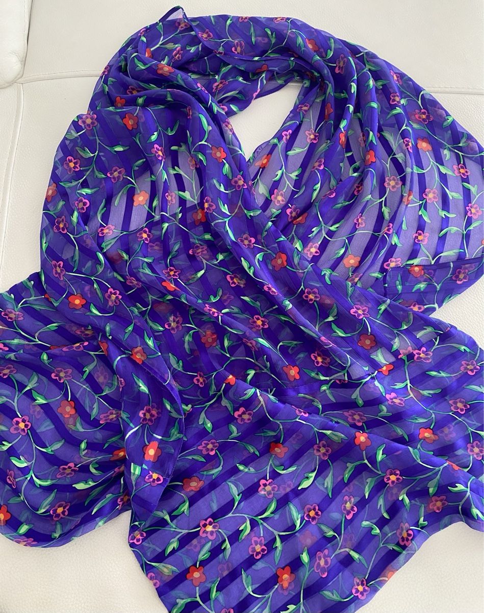 Foulard & Sciarpe: Seiden Schal 🌸 – Usato da Opfikon venduto da Luis144 4