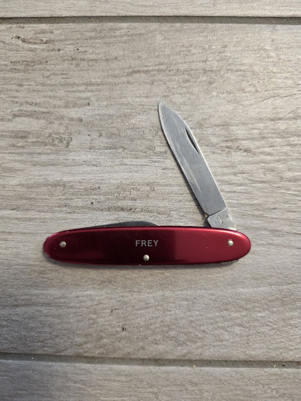 Victorinox Coltelli tascabile: Taschenmesser Frey Victorinox rot gebraucht – Usato da Dorf venduto da Echo_Elements 1