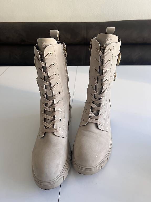 Bugatti Damenschuhe: Bugatti Damen-Boots ,Top Zustand, Grösse 41 – Gebraucht aus Herisau von bru_vm5j 2