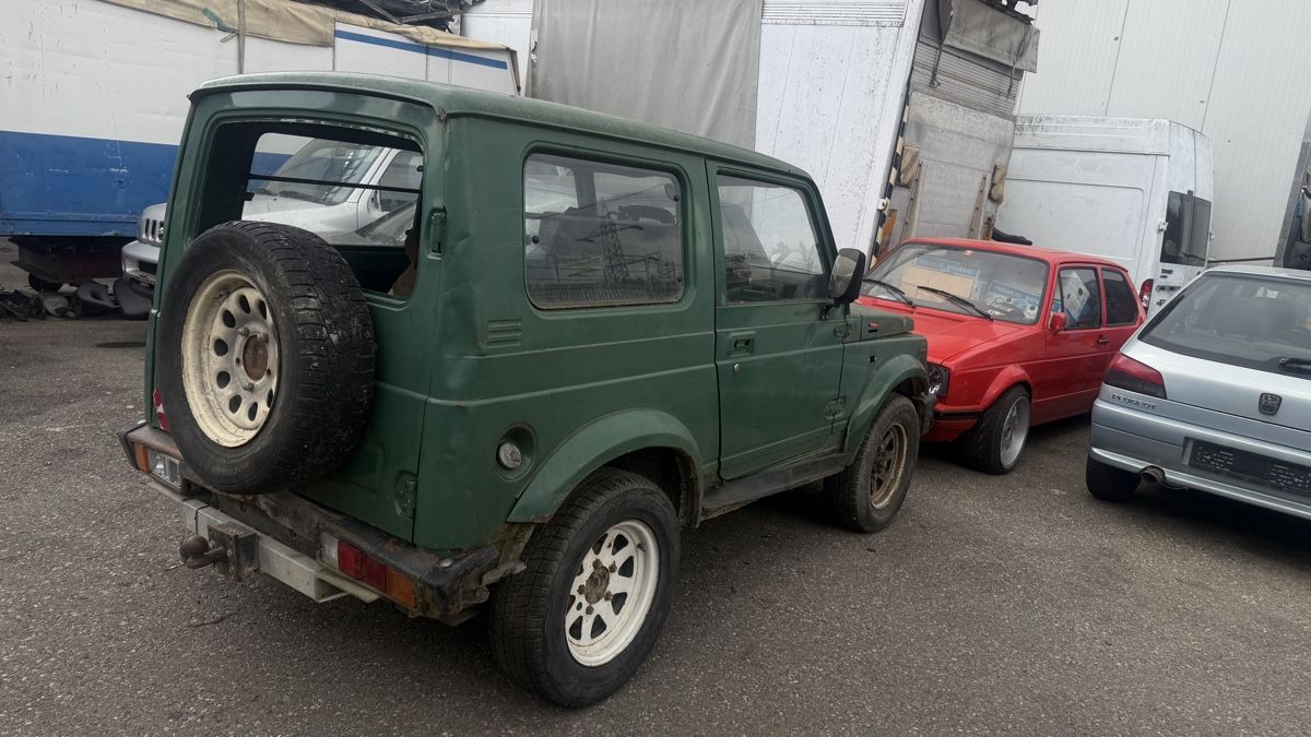 Suzuki Automobili: Suzuki Samursi – Difettoso da Laupen BE venduto da chartchiw 2