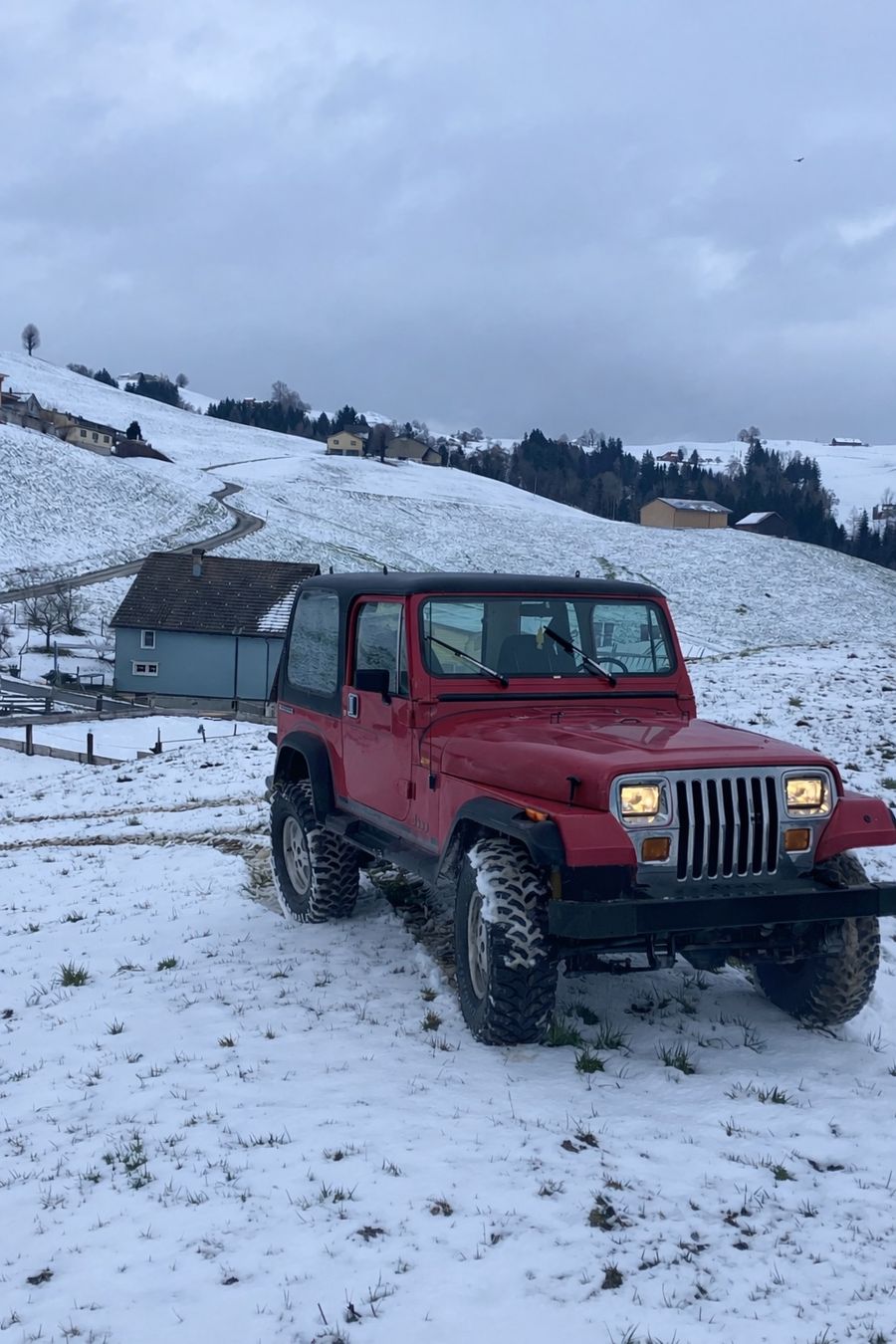 Jeep Automobili: Jeep Wrangler laredo – Usato da Appenzell venduto da bla_qh9l 3