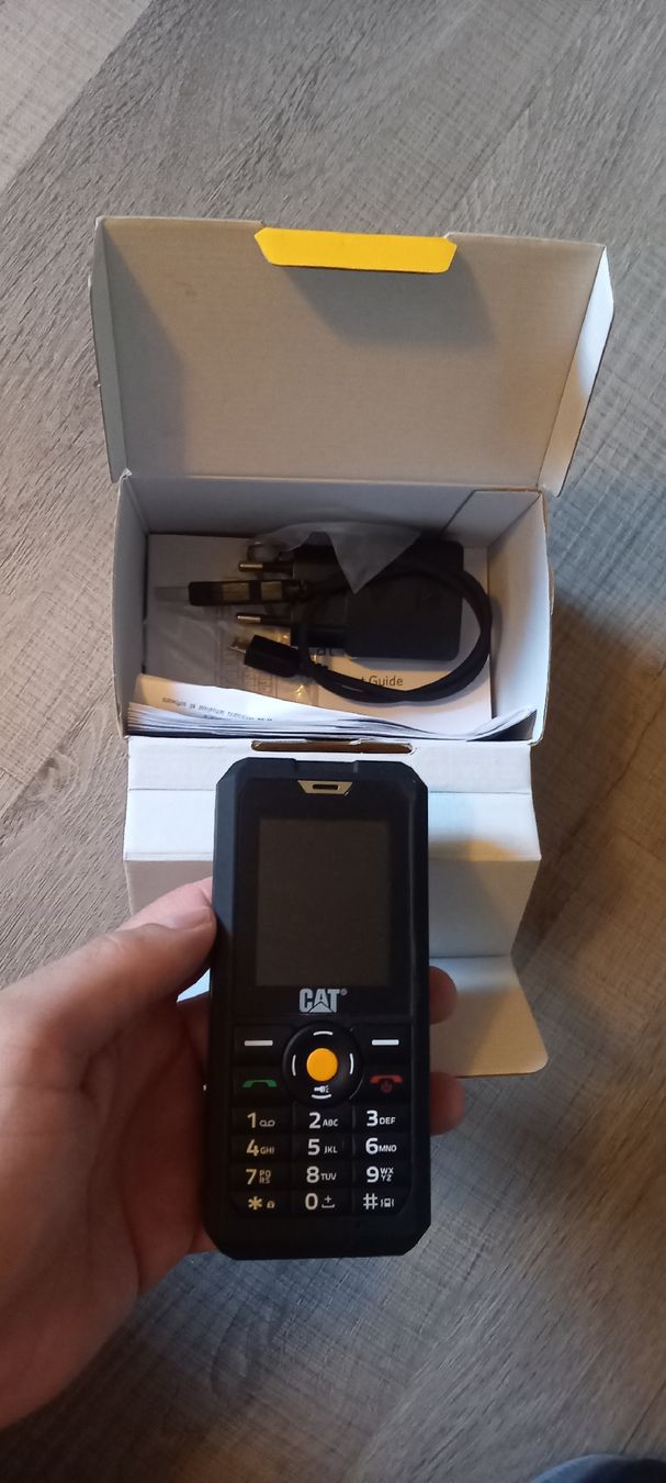 Telefoni: CAT Telefon neu unbenutzt – Nuovo (secondo la descrizione) da Herisau venduto da frp_b5zm 3