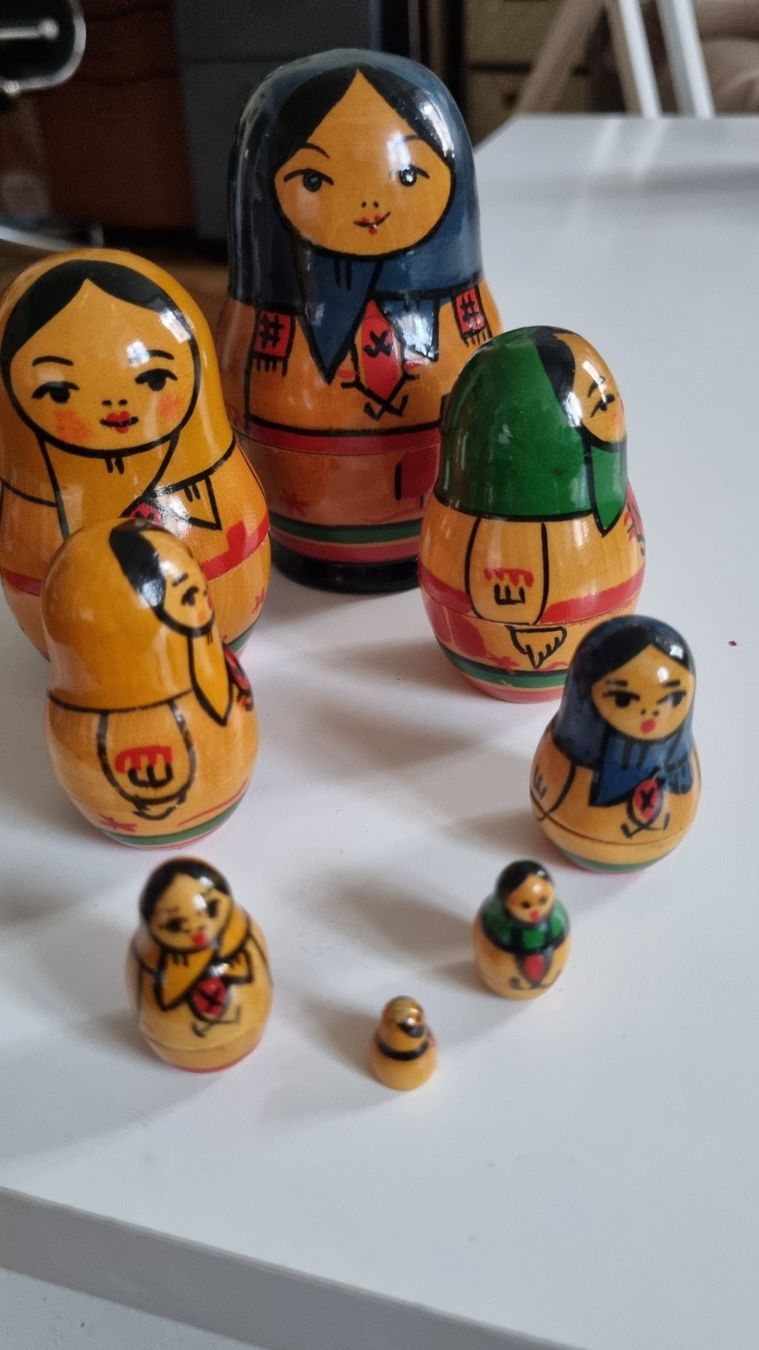 Figuren: poupée russe – Gebraucht aus La Chaux-de-Fonds von mikilo1