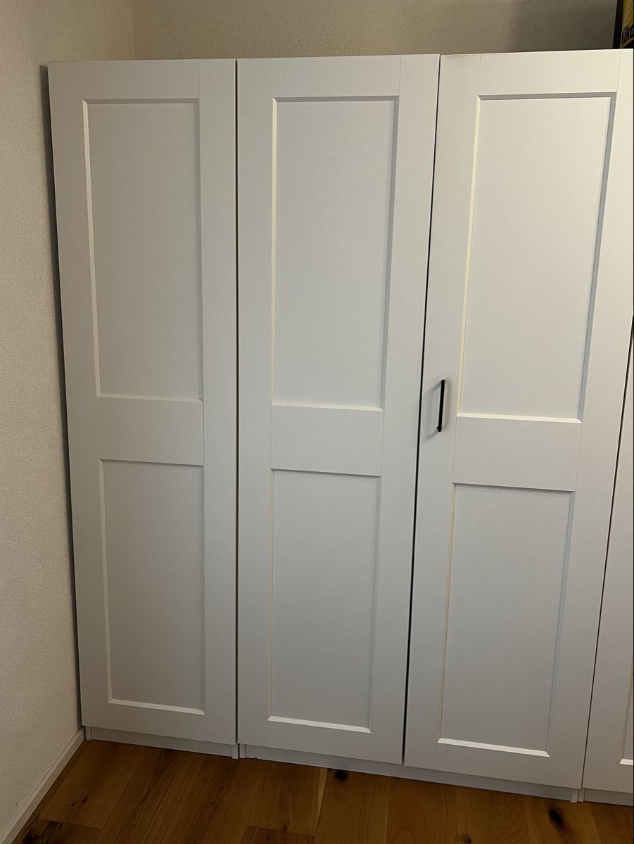 Armoires: IKEA Pax Kleiderschrank – D'occasion à Wölflinswil par iam_g9gb