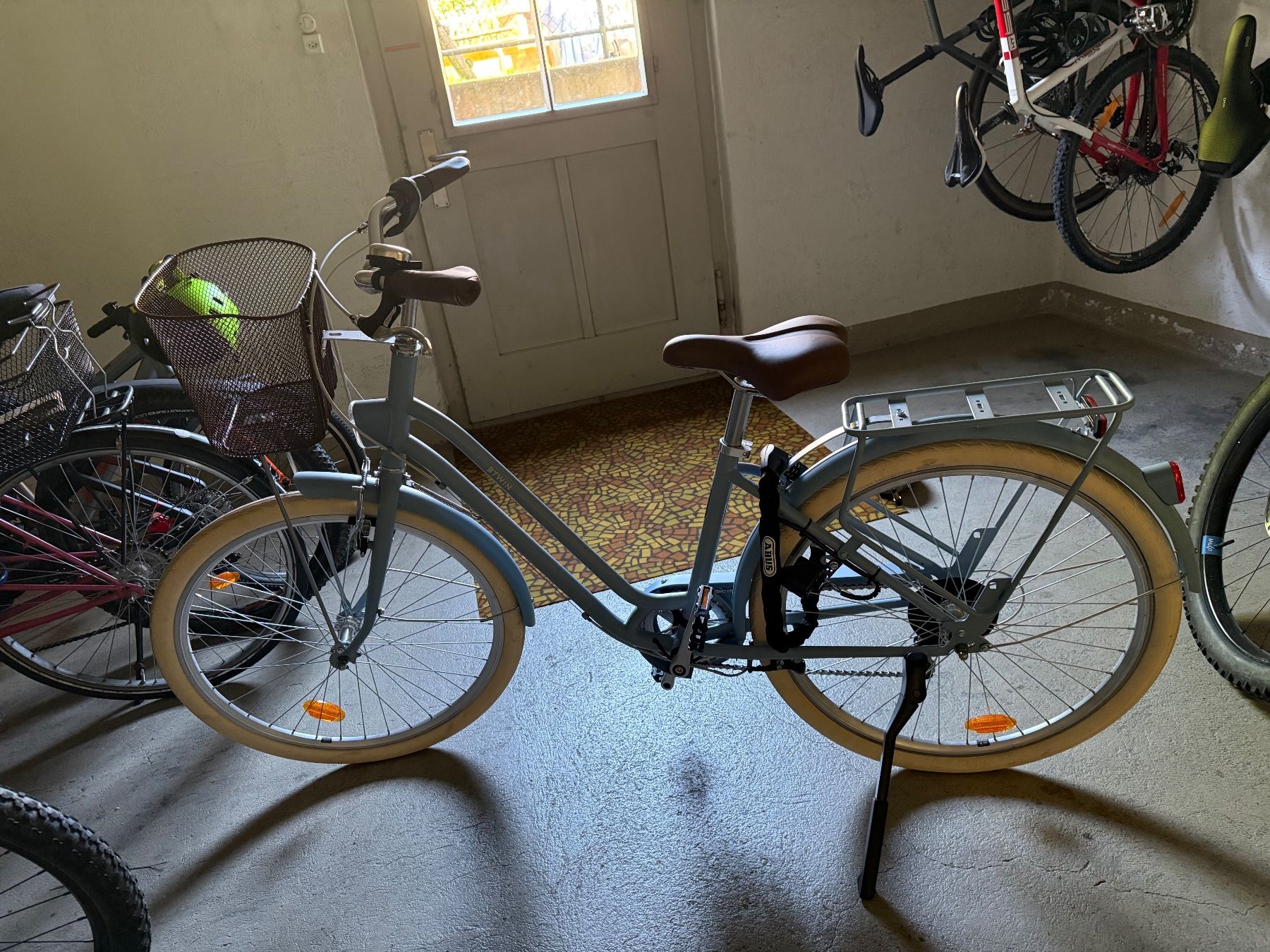 Decathlon Biciclette: City Bike – Nuovo (secondo la descrizione) da Winterthur venduto da Miinaronja