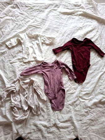 H&M Baby-Set 3 Langarm-Bodys + Shirt Gr. 56